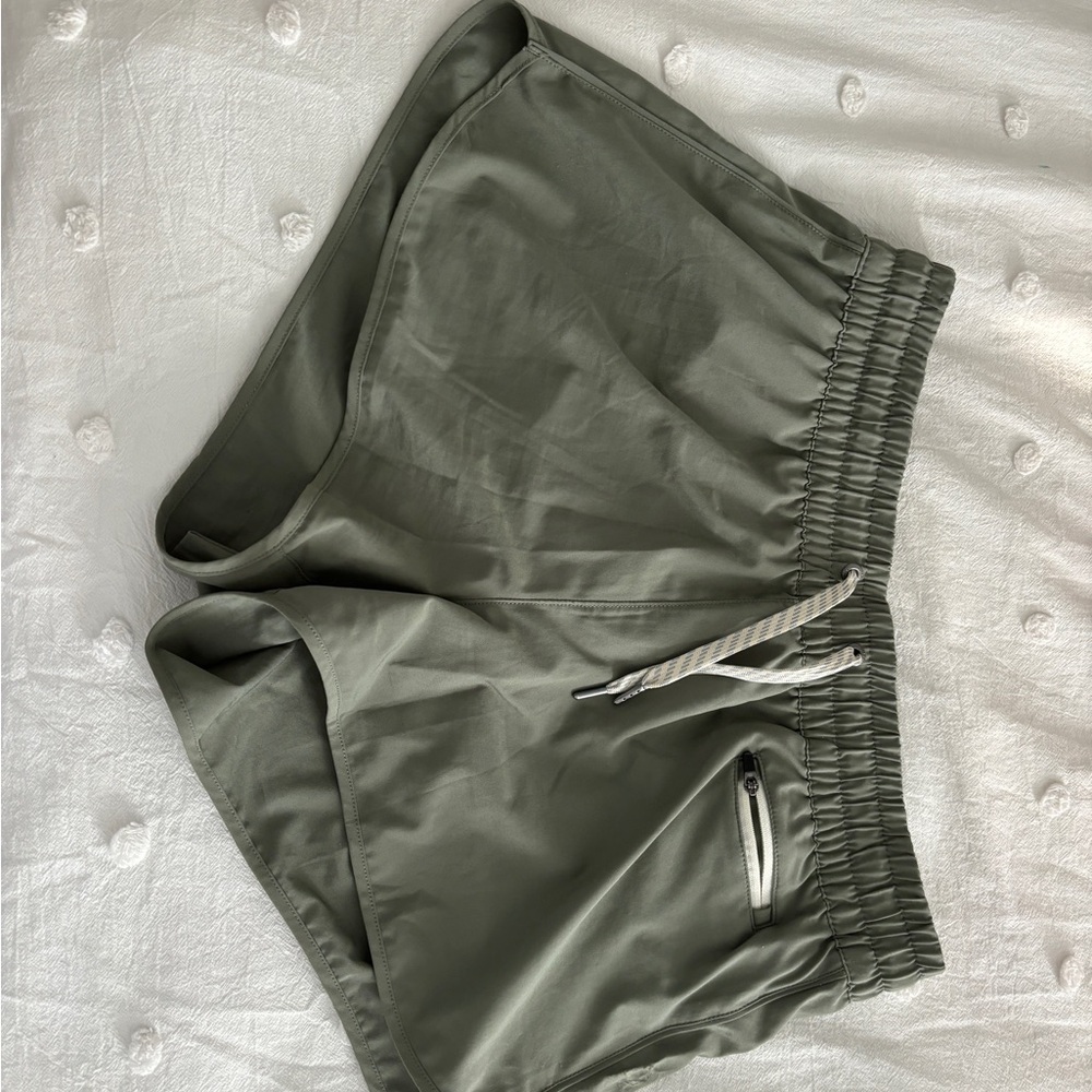 Vuori clementine Olive Green Athletic Shorts